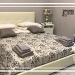 Discover Partenope